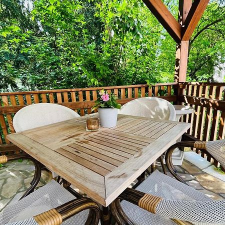 Ferienwohnungen An Der Salvatorkirche - Exklusiv-Apartments Mit Terrasse Coburg Bagian luar foto