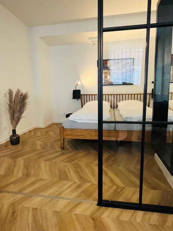 Ferienwohnungen An Der Salvatorkirche - Exklusiv-Apartments Mit Terrasse Coburg Bagian luar foto