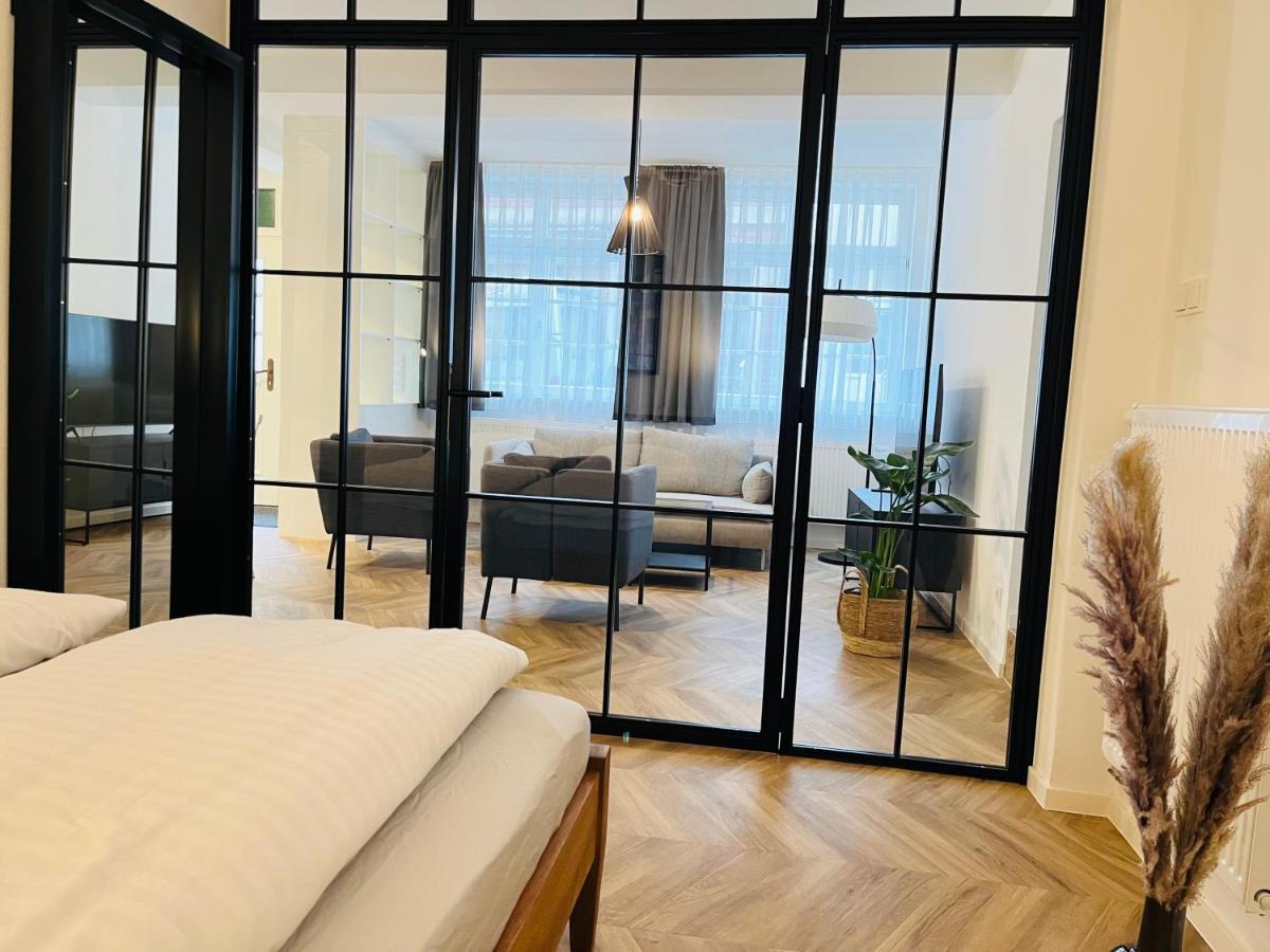 Ferienwohnungen An Der Salvatorkirche - Exklusiv-Apartments Mit Terrasse Coburg Bagian luar foto