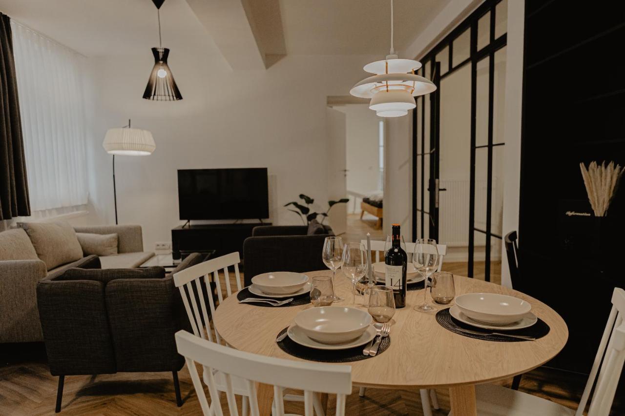 Ferienwohnungen An Der Salvatorkirche - Exklusiv-Apartments Mit Terrasse Coburg Bagian luar foto