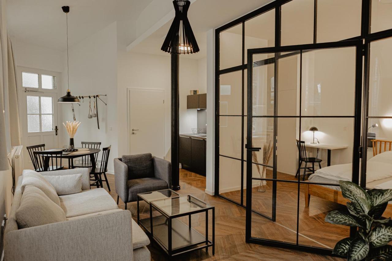 Ferienwohnungen An Der Salvatorkirche - Exklusiv-Apartments Mit Terrasse Coburg Bagian luar foto